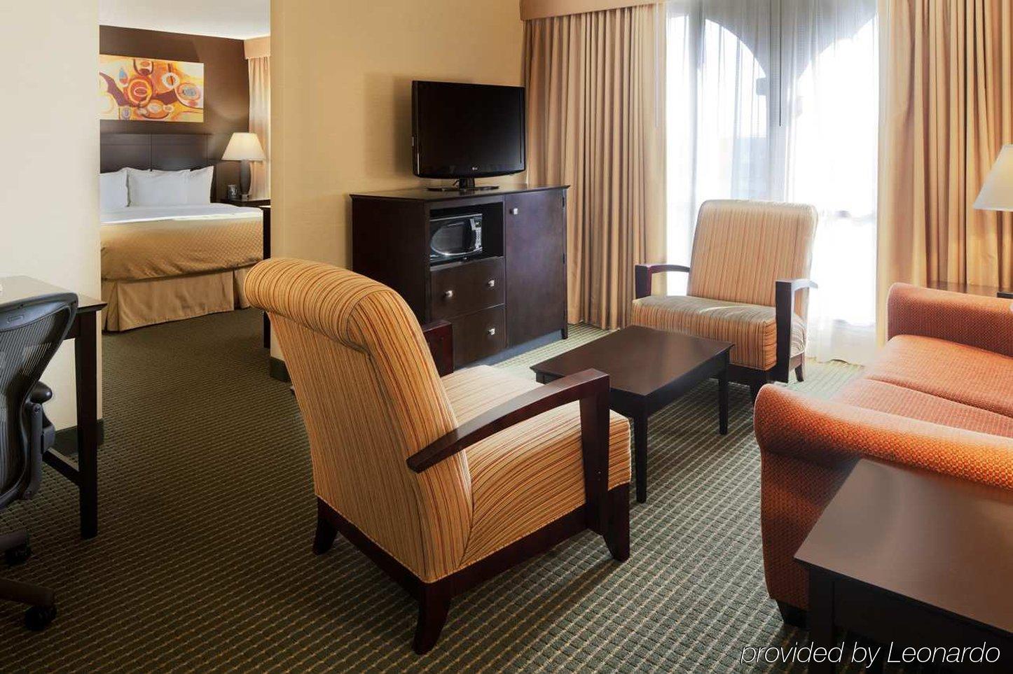 Doubletree By Hilton Dallas Market Center Værelse billede