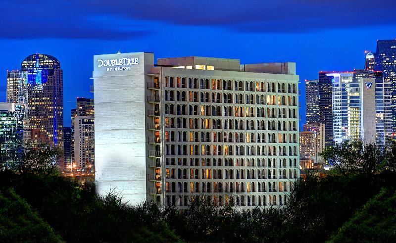 Doubletree By Hilton Dallas Market Center Eksteriør billede