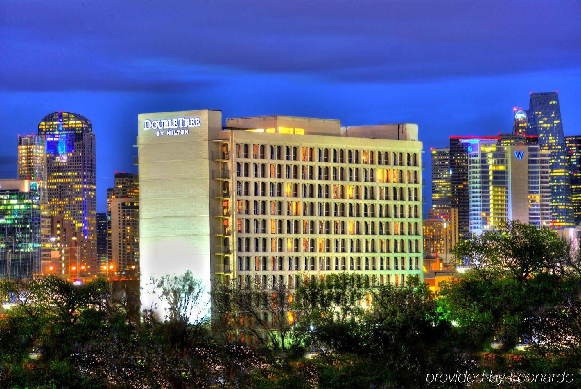 Doubletree By Hilton Dallas Market Center Eksteriør billede